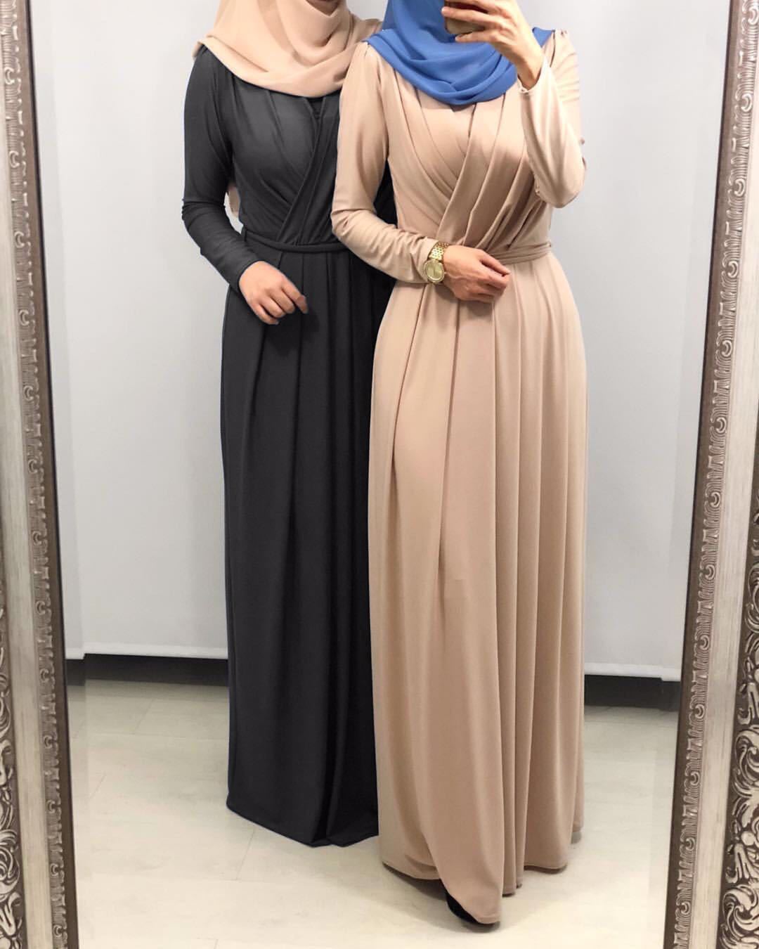 Women's V-neck Lace-up Pleated Abaya Dress