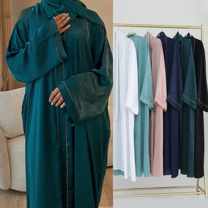 Everyday Solid Color Trimmed Robe