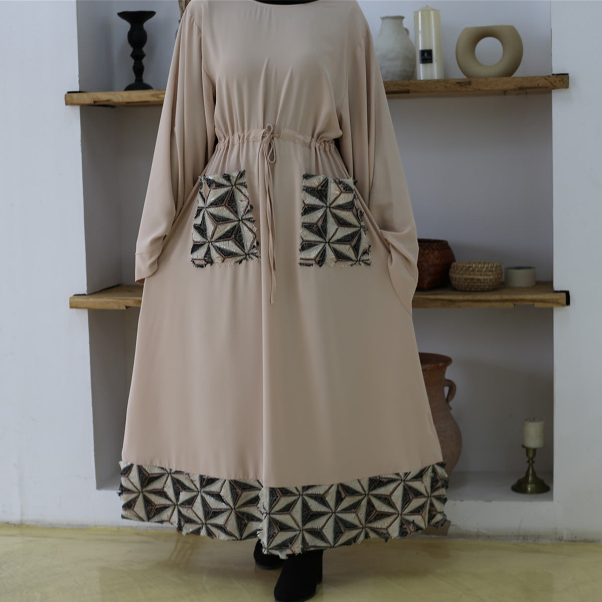 Simple spliced waist-cinching Arab Turkish dress