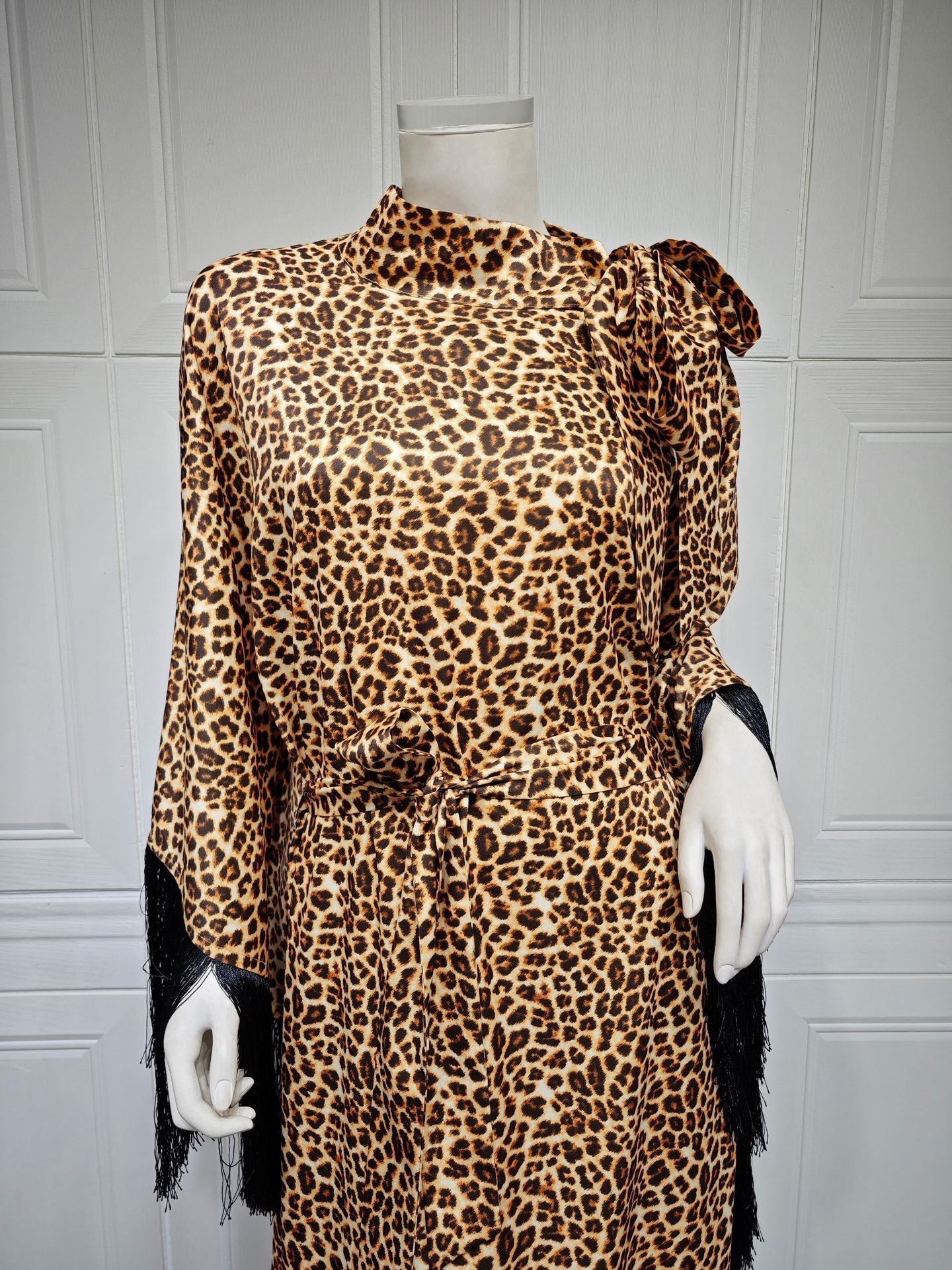 Women's Bat-sleeved Fringed Leopard Print Dress