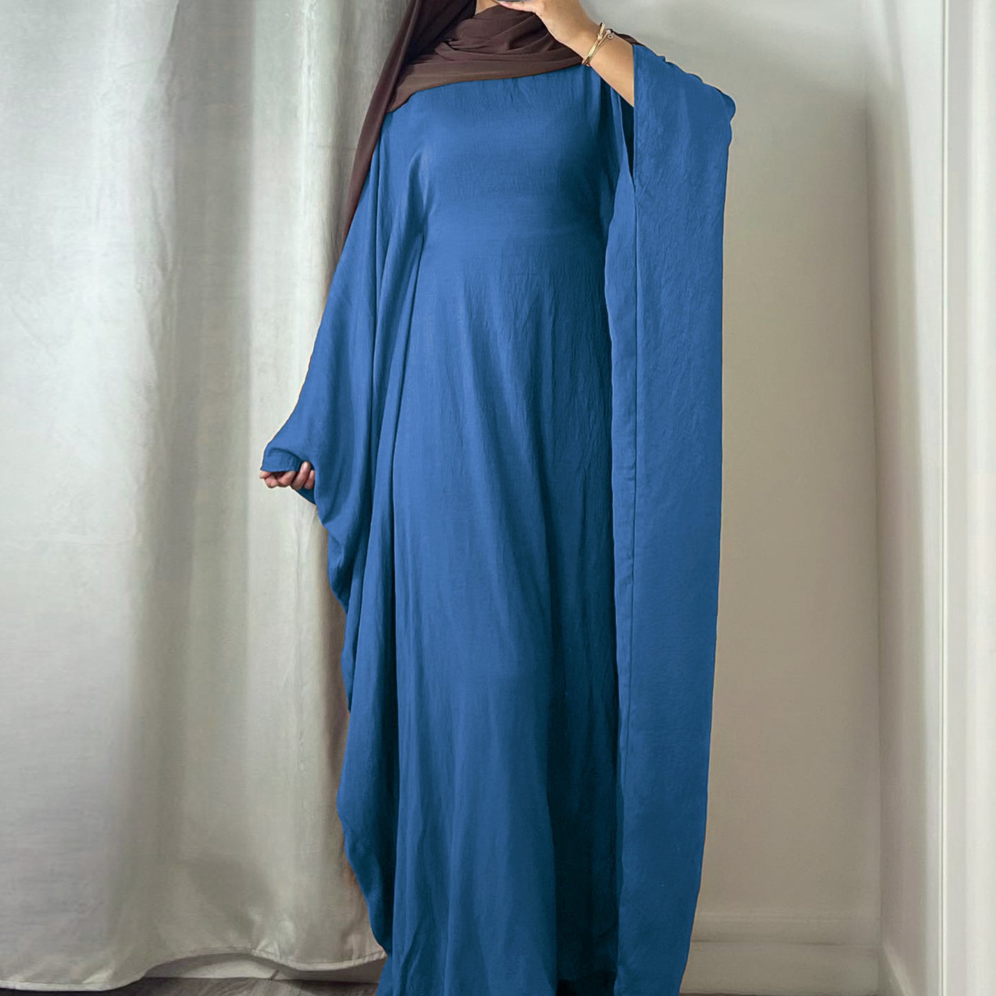 Women's Waist-cinching Dolman Sleeve Abaya Dress