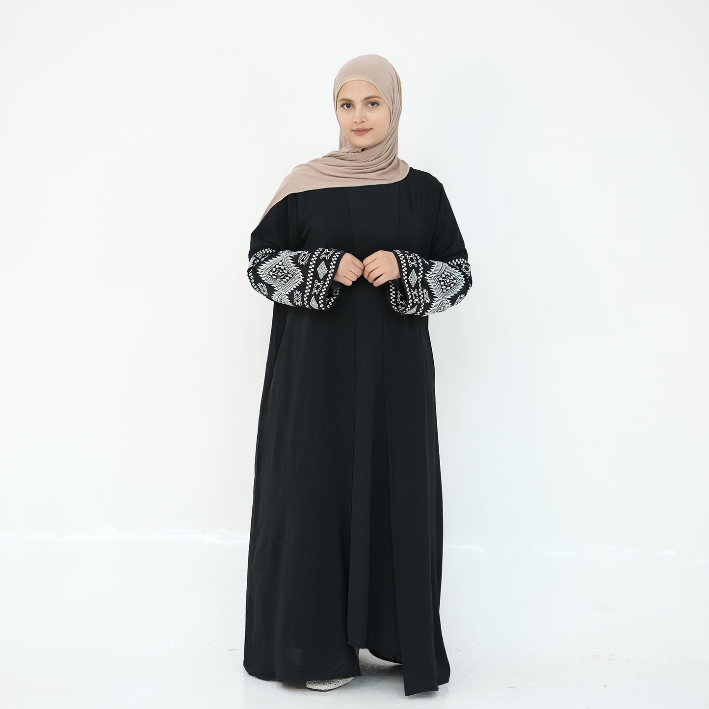 Women's Beautifully Embroidered Cardigan Open Abaya