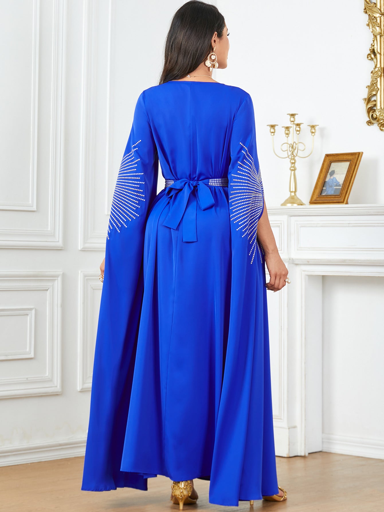 Women's Embroidered Extra-long Sleeve Party Dress