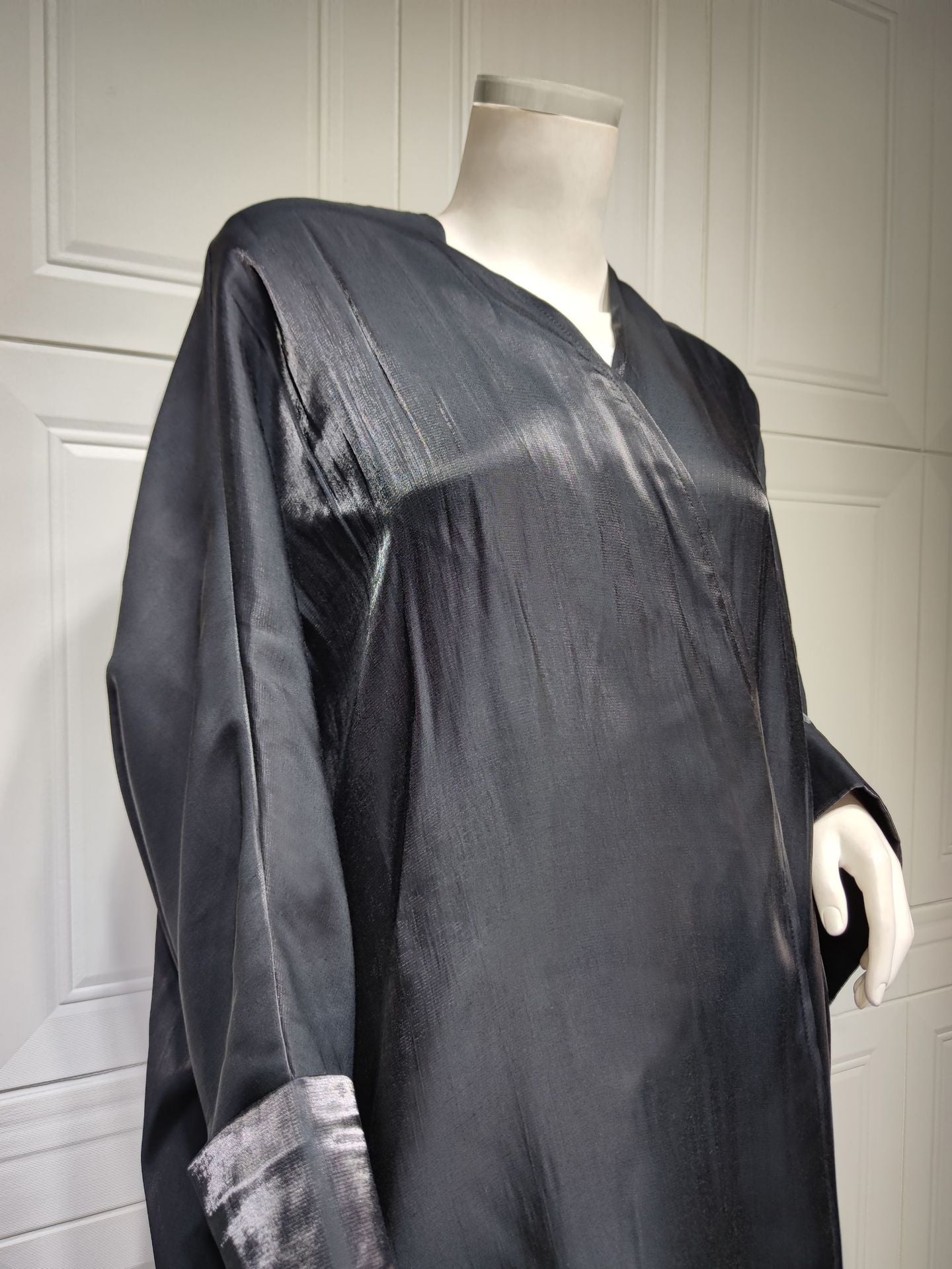 Women's Bright Silk Satin Bat-sleeved Robe