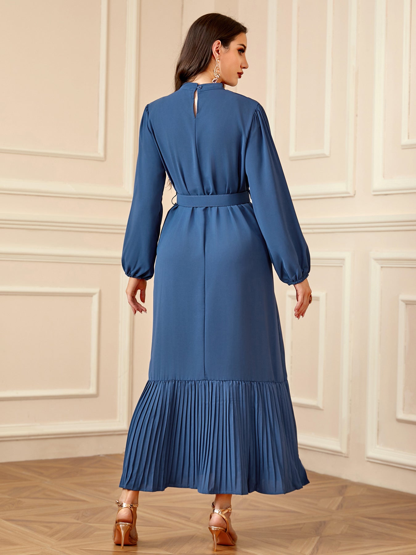 Elegant Beaded Pressed Pleated Waist-cinching Dress