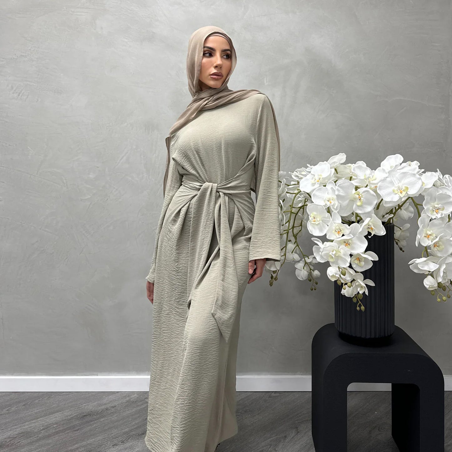 Women's Lace-up Elegant Abaya Dress