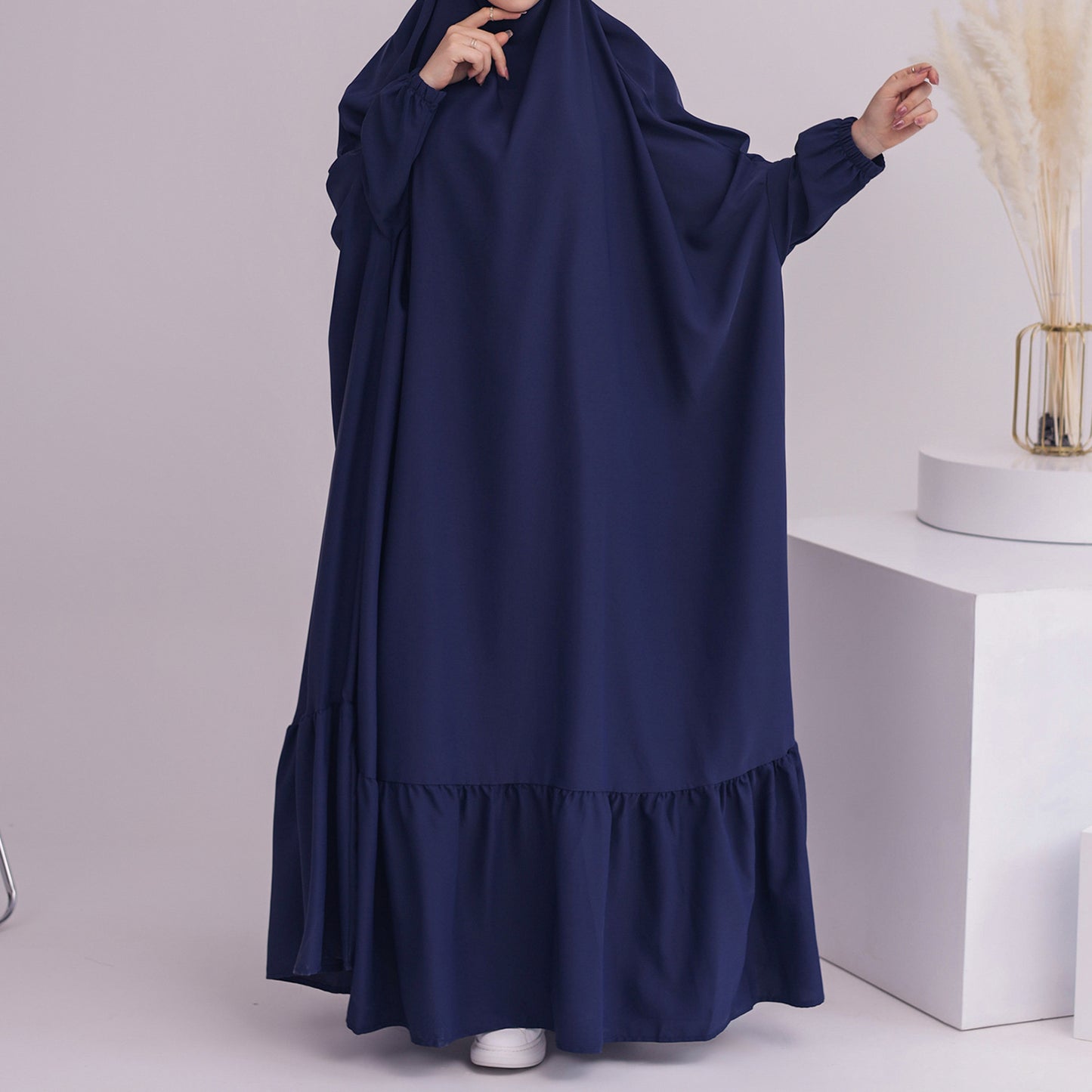 Robe de couleur unie pour femmes avec foulard