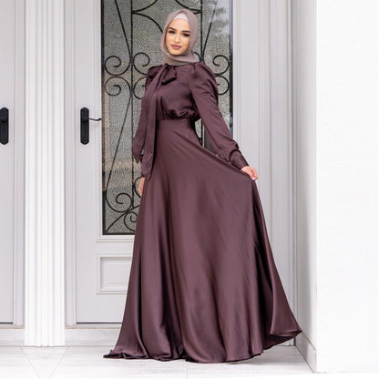 Grande robe en satin élégante et modeste pour femmes