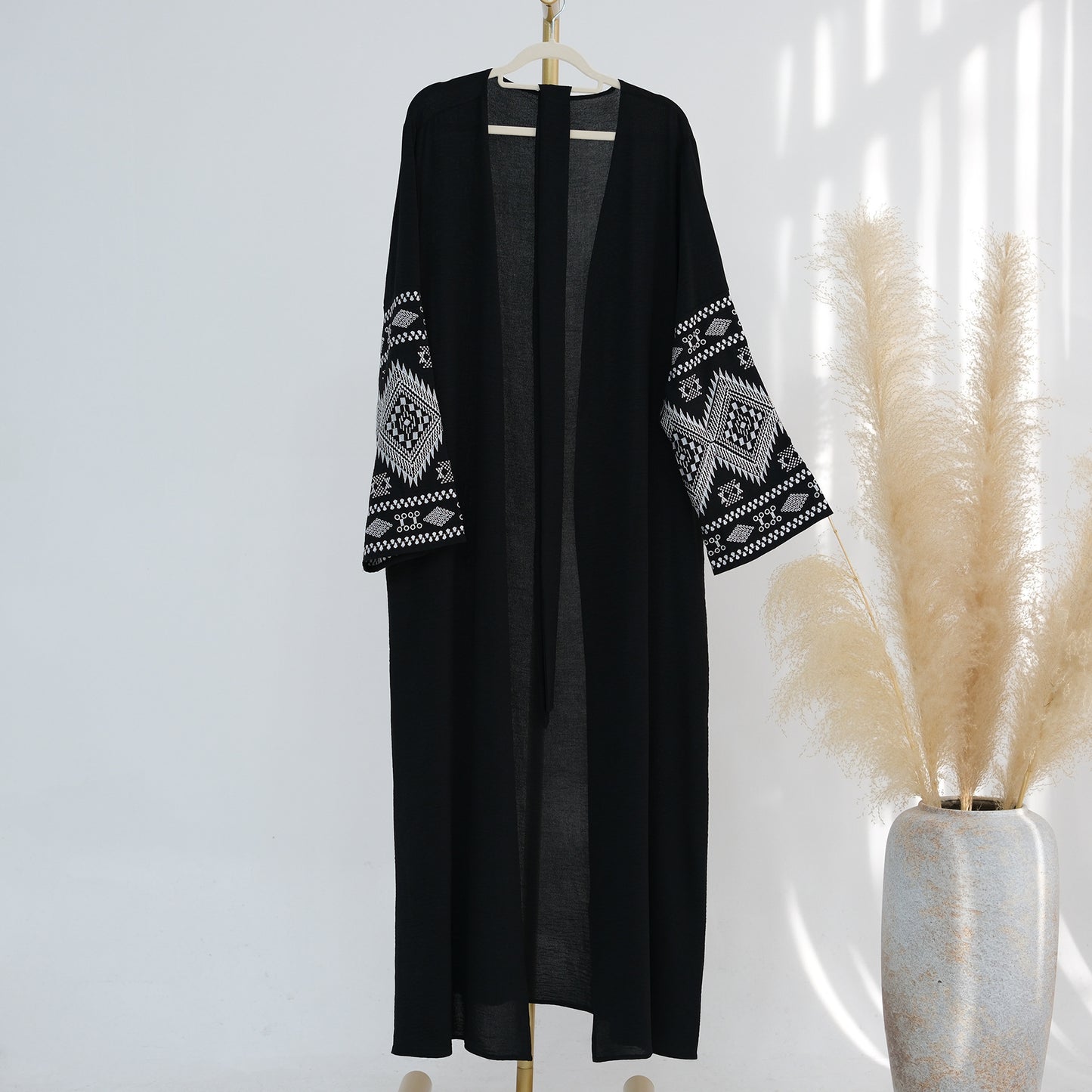 Women's Beautifully Embroidered Cardigan Open Abaya