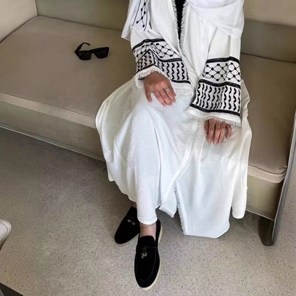 Women's Embroidered Fringed Muslim Robe