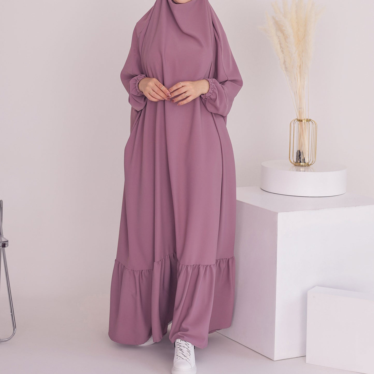 Robe de couleur unie pour femmes avec foulard