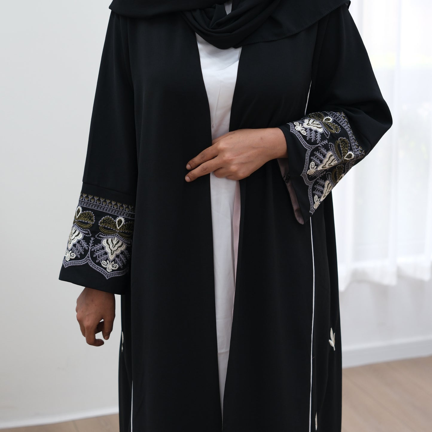 Dubai Party Beautifully Embroidered Robe Dress