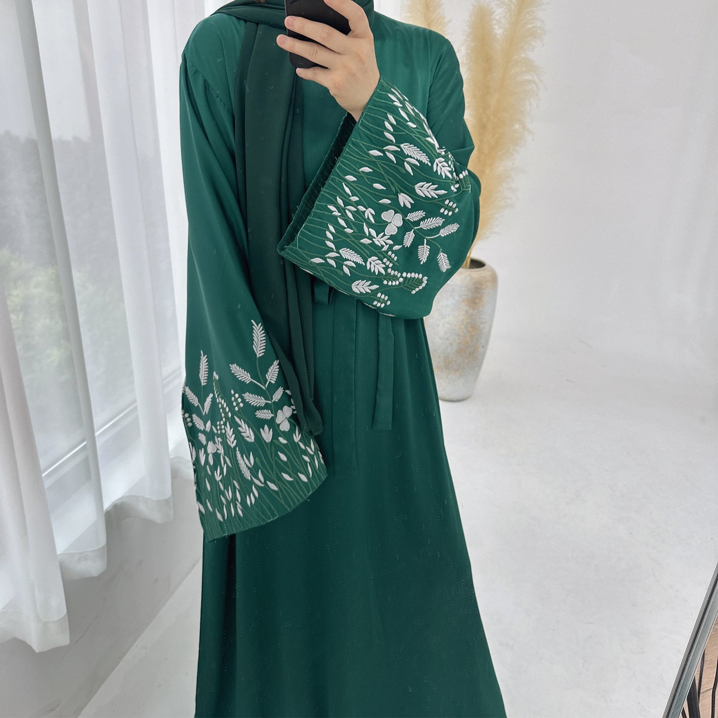 Dubai Leaf Embroidery Elegant Dress