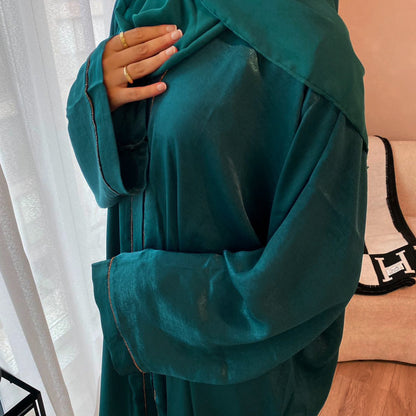 Everyday Solid Color Trimmed Robe