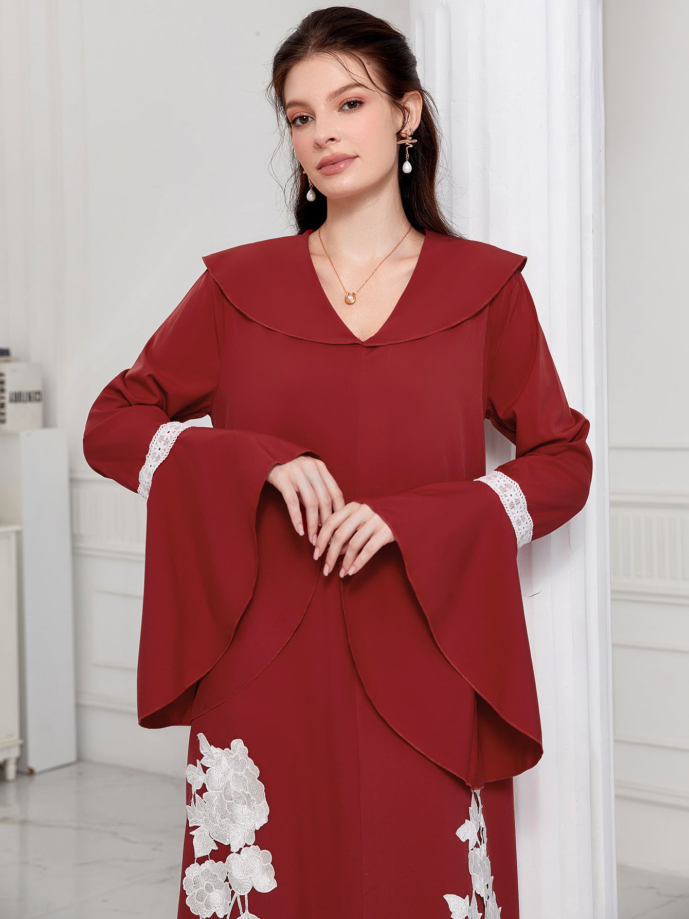 Women's V-neck Flared Sleeves Embroidered Robe Dress