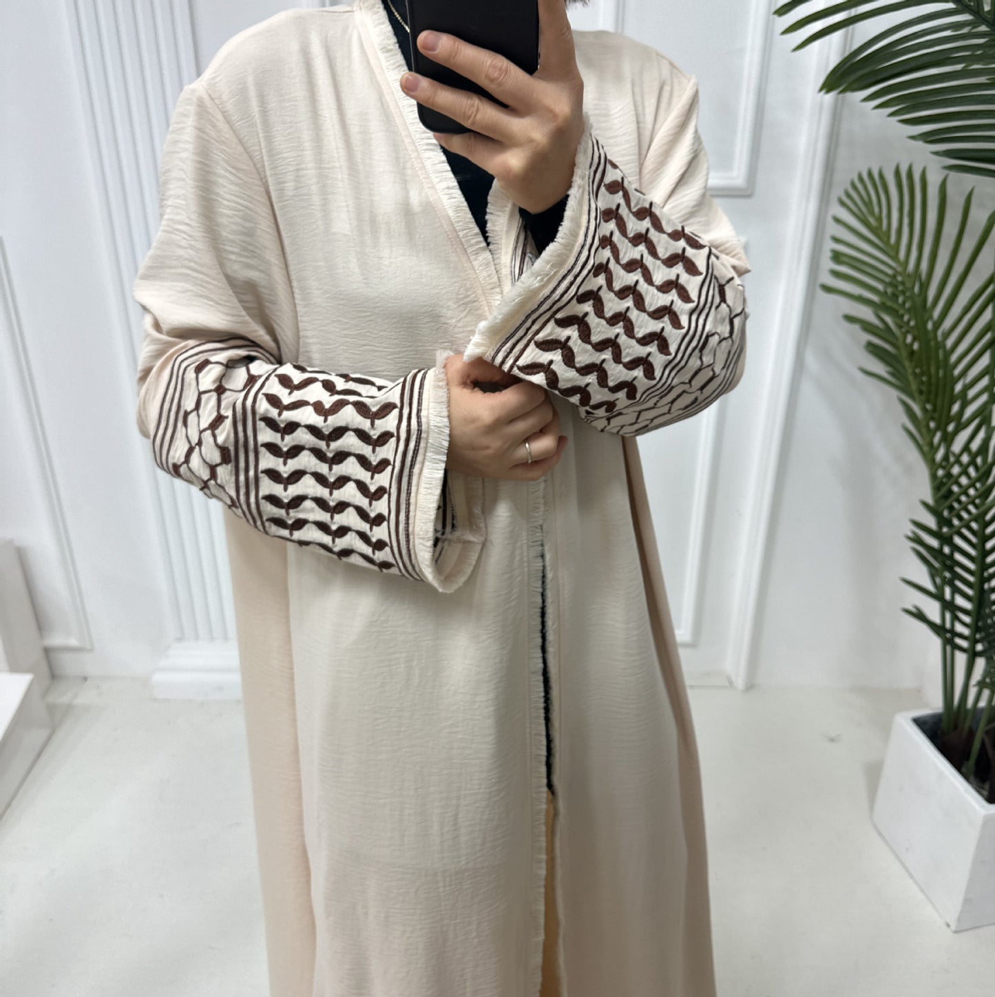 Women's Embroidered Fringed Muslim Robe