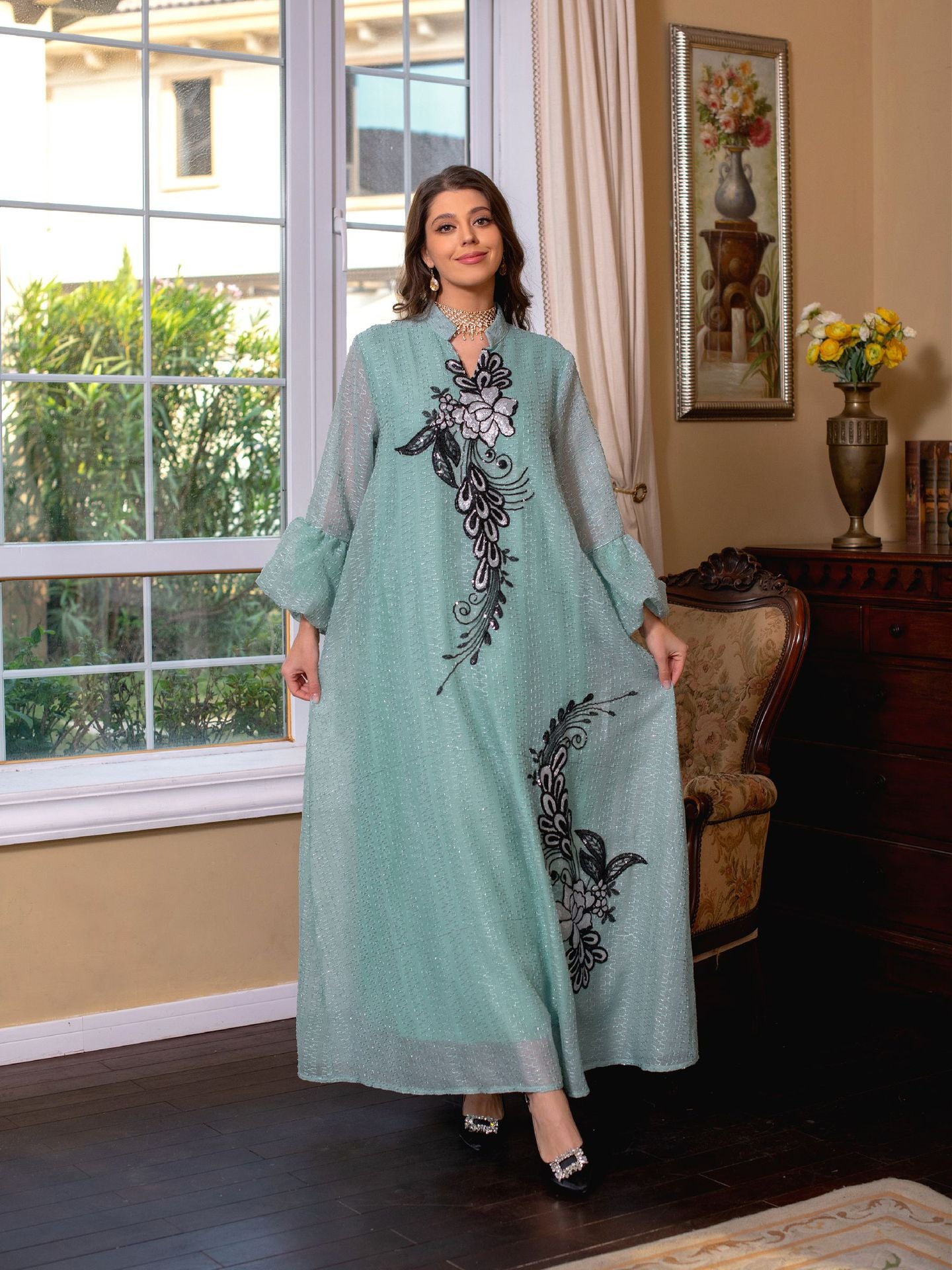 Floral Muslim Women's Embroidery Robe Dress