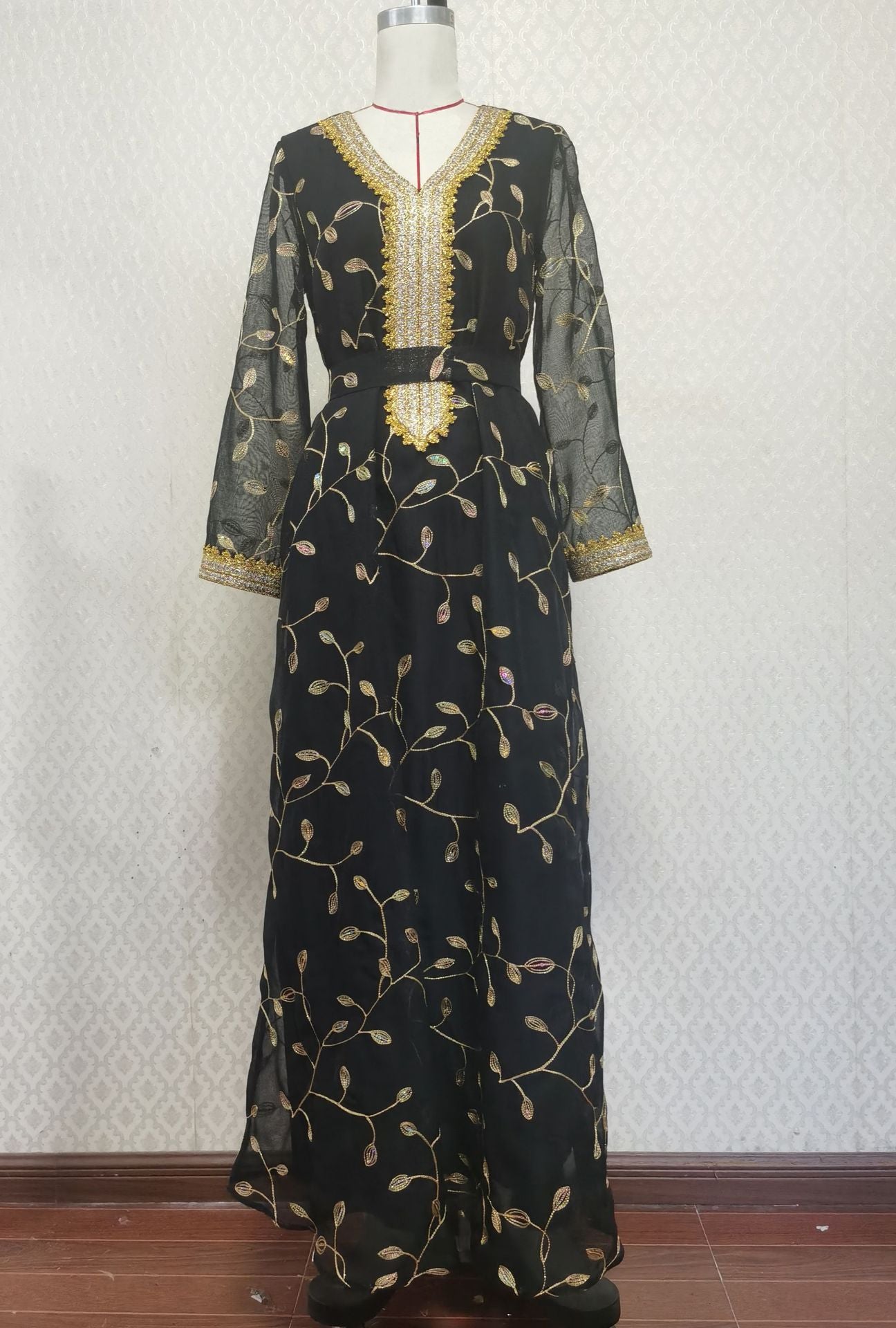 Women's Embroidered Appliqué Dress