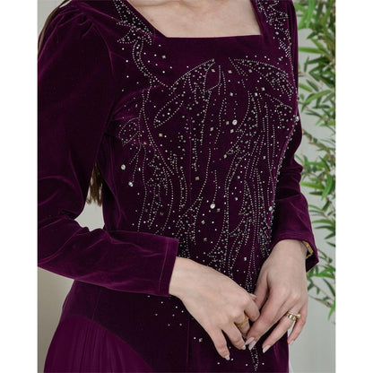 Chiffon Panelled Hot Diamond Jalabiya Evening Dress