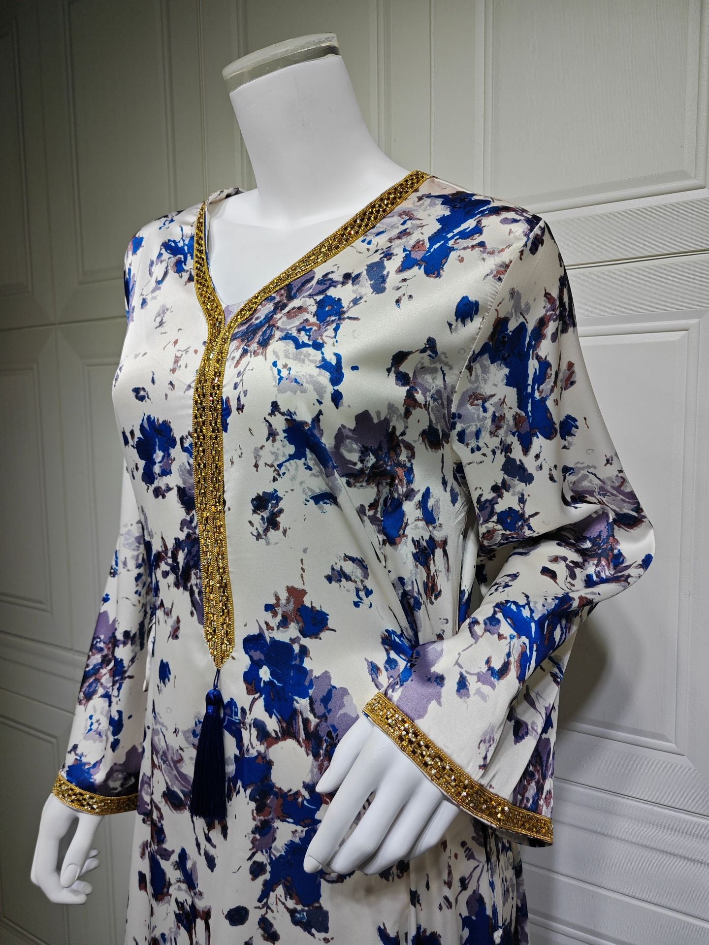 Gorgeous Floral Abaya Dress Up