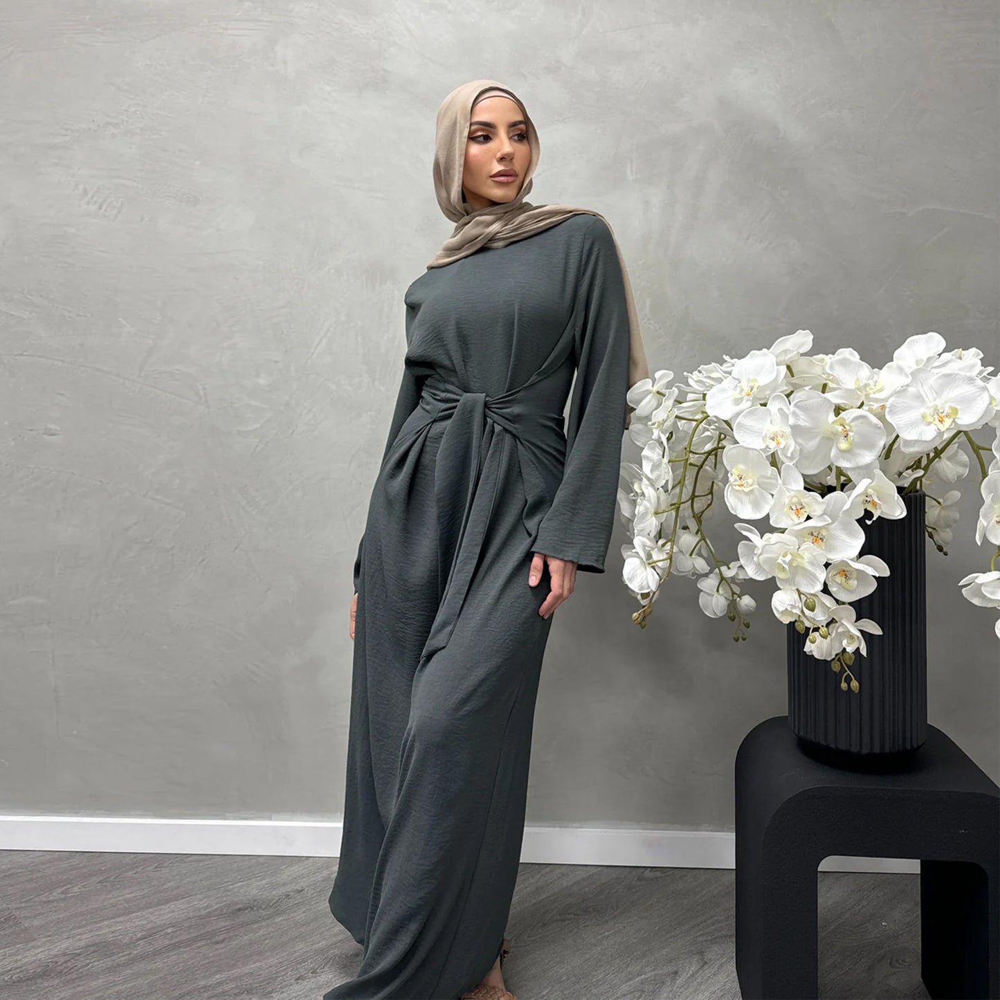 Women's Lace-up Elegant Abaya Dress