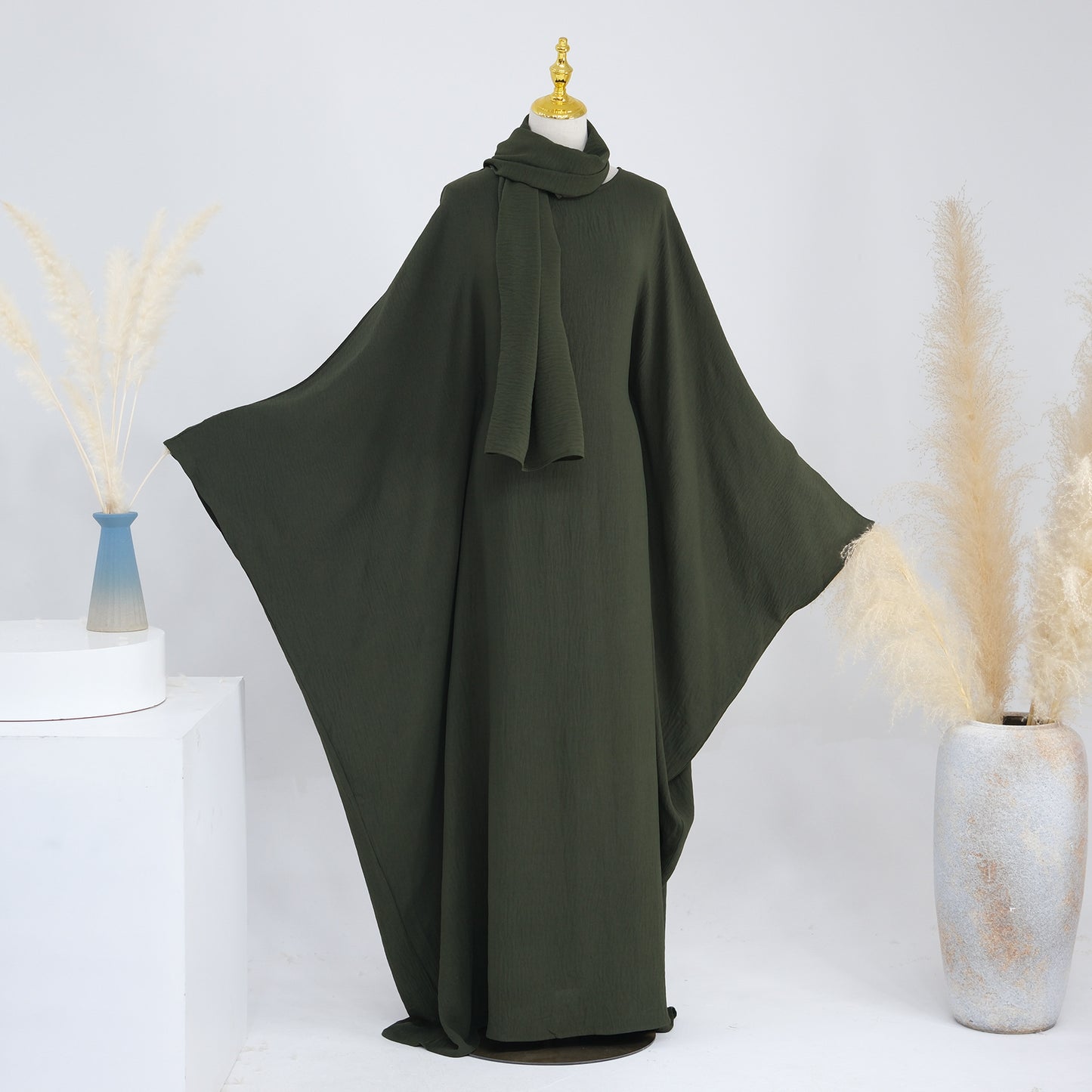 Women's Waist-cinching Dolman Sleeve Abaya Dress