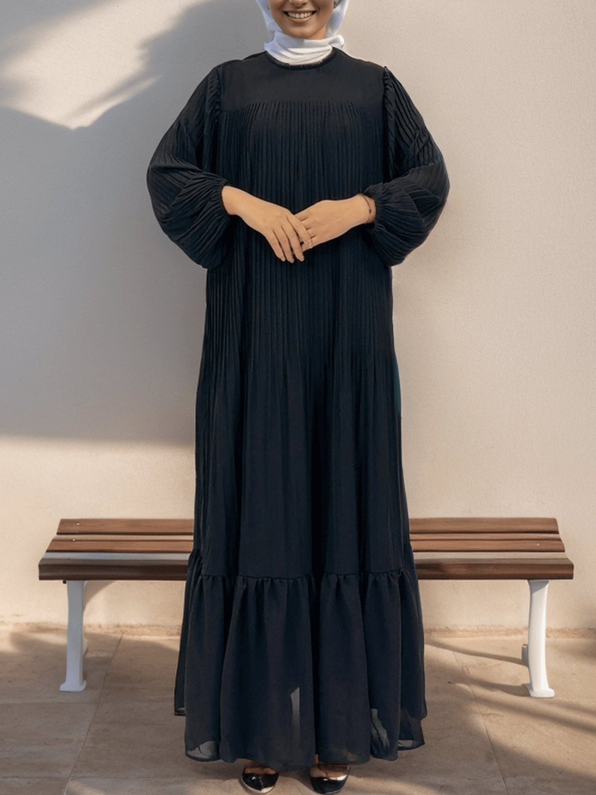 Plain Muslim Black and Green Pleated Abaya Dress