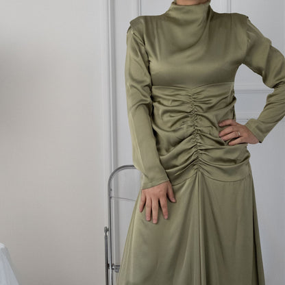 Plain High Neck Pleated Abaya Dress