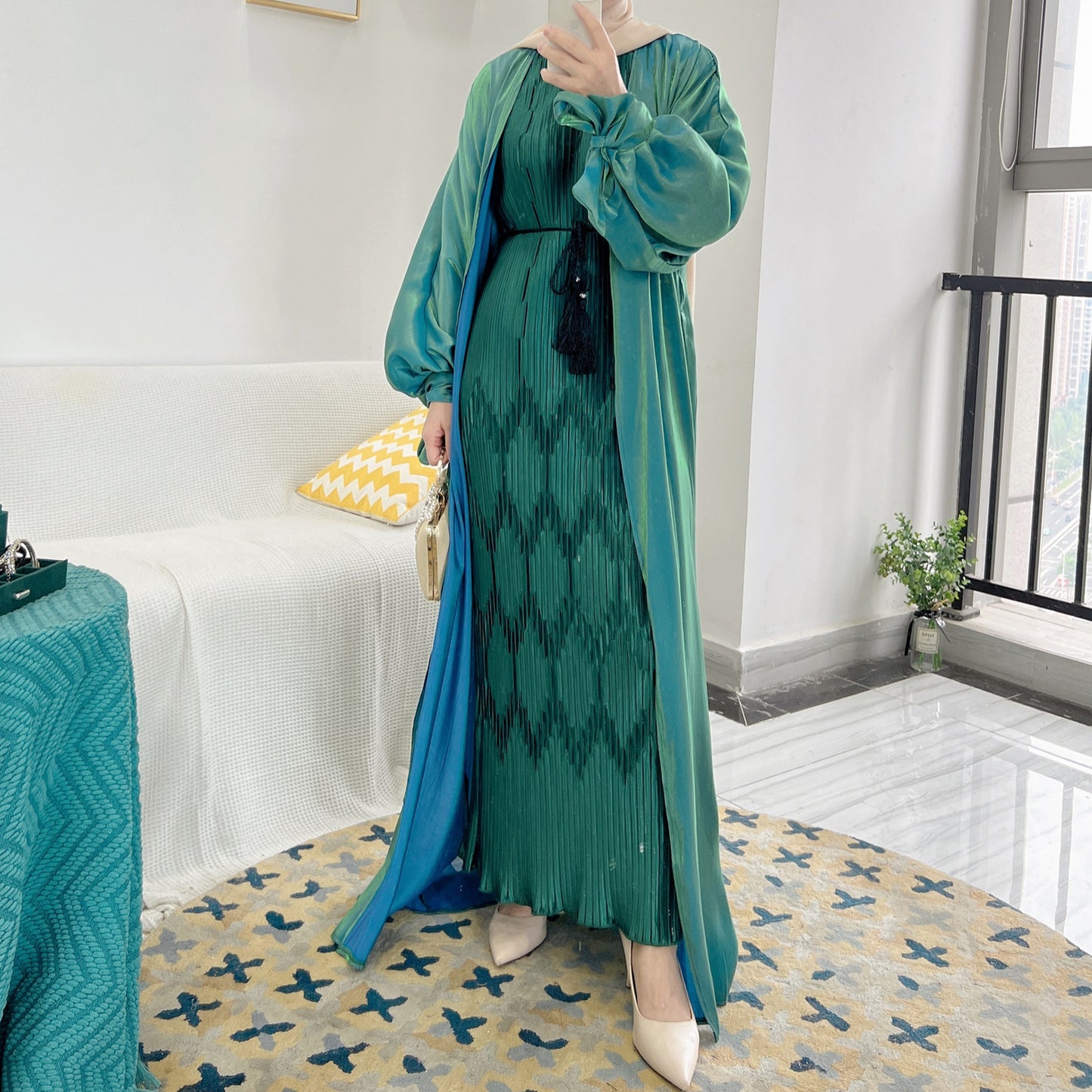 Bubble Sleeve Robe